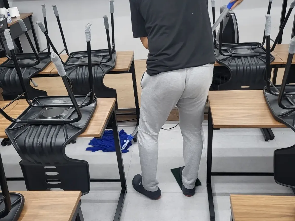 세종시 연동면 스터디카페 운영실·미팅룸 위생청소 사례 - 행진크린